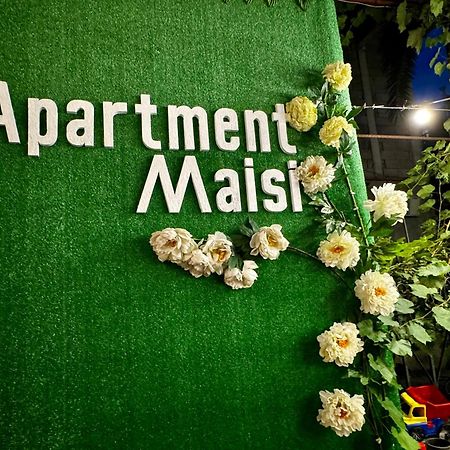 Apartment Maisi Batoemi Buitenkant foto