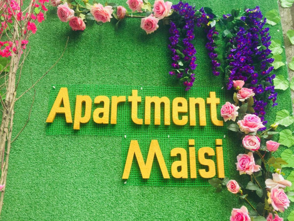 Apartment Maisi Batoemi Buitenkant foto